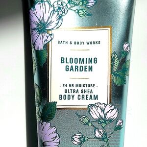 Bath & Body Works Blooming Garden Body Creme Lotion